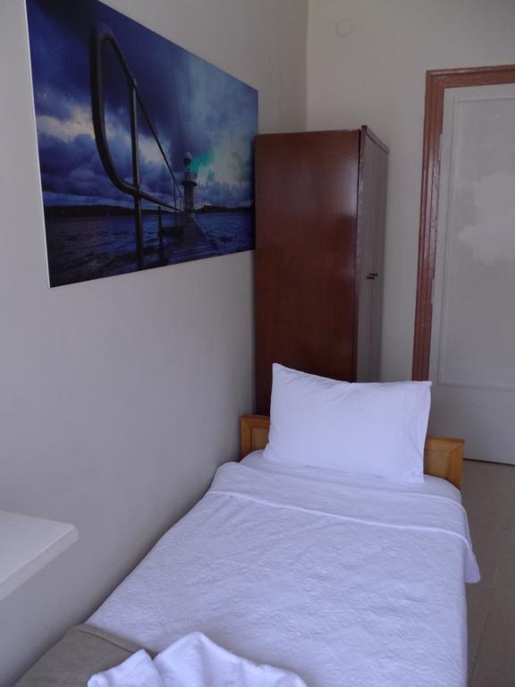 Caylan Hotel Izmir Bagian luar foto