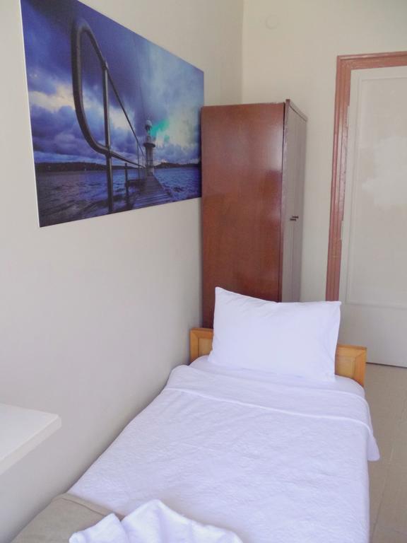 Caylan Hotel Izmir Bagian luar foto
