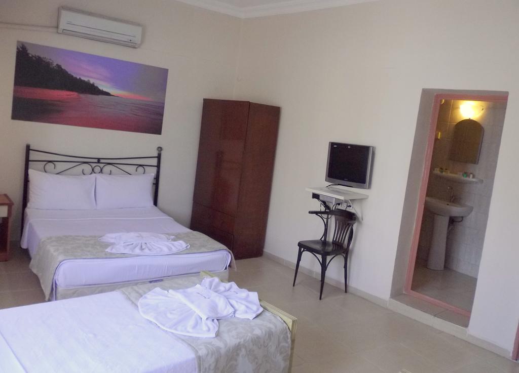 Caylan Hotel Izmir Bagian luar foto