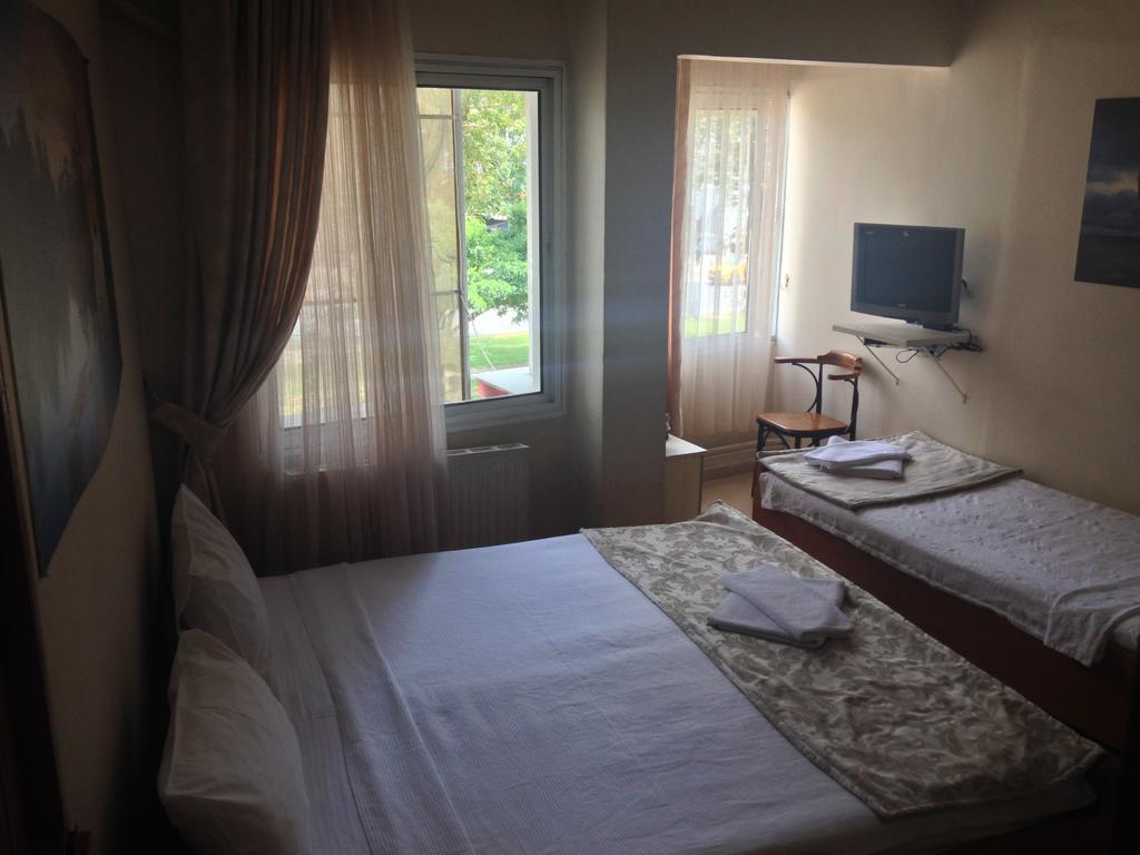 Caylan Hotel Izmir Bagian luar foto