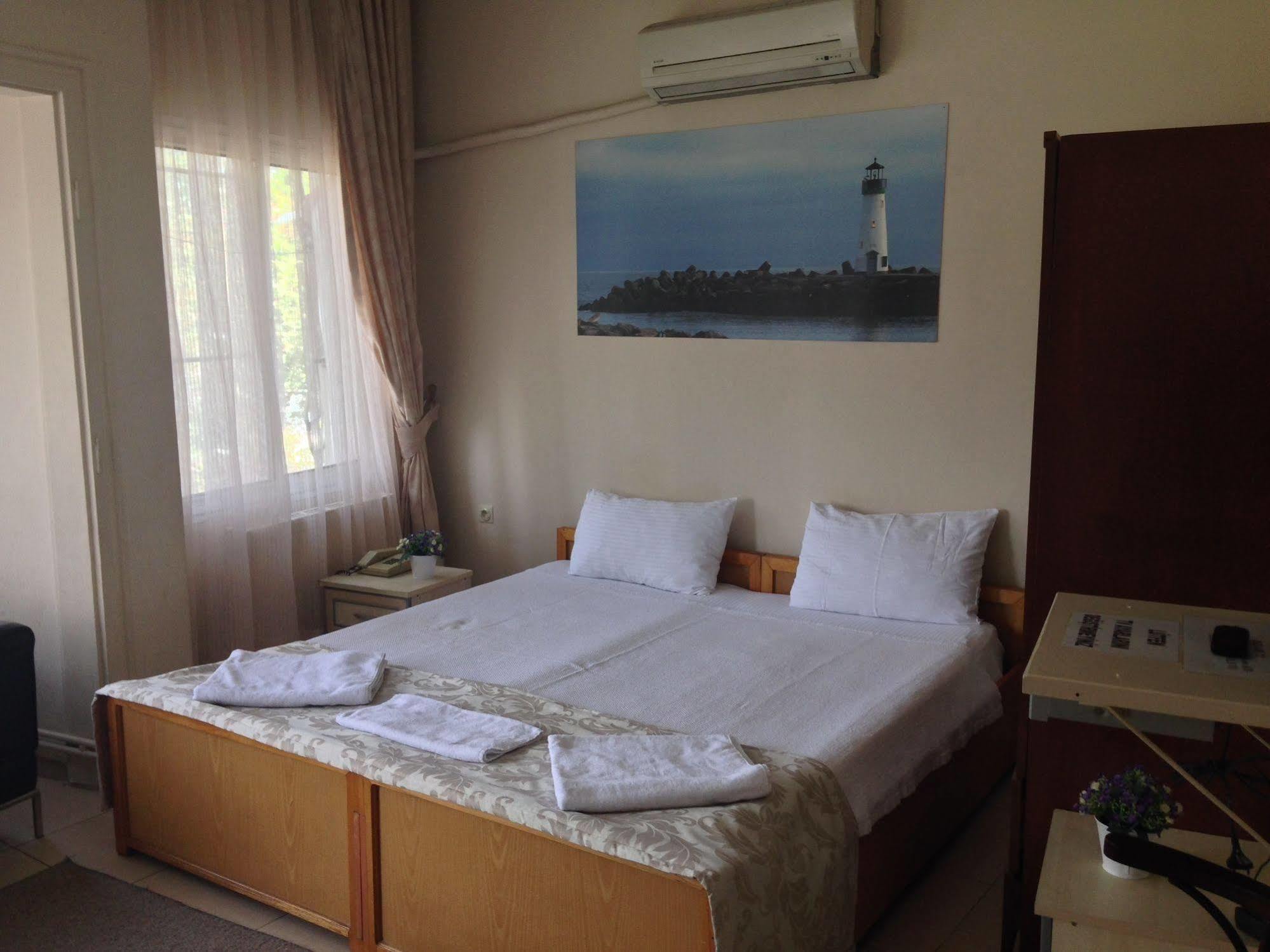 Caylan Hotel Izmir Bagian luar foto
